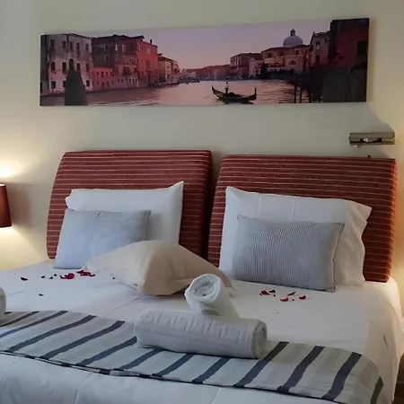 بيت ضيافة 2br Kitchenette Pool 6 3*