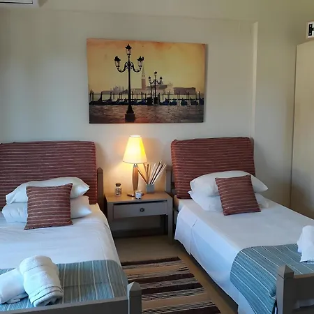 بيت ضيافة 2br Kitchenette Pool 6 جوفيا